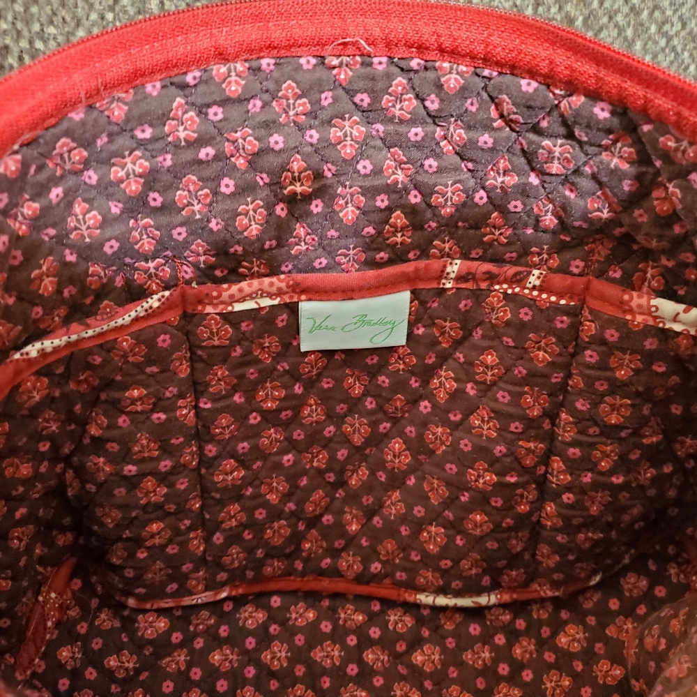 Vera Bradley Tote Bag in Red Bandana Print. 14" X 12" w/o Handles - Picture 4 of 6